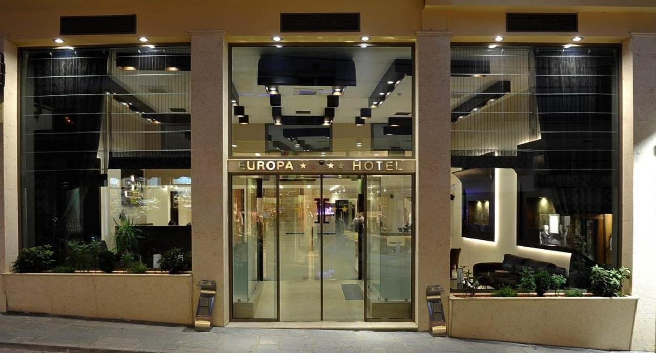 Europa Hotel แคซโทเรีย ภายนอก รูปภาพ